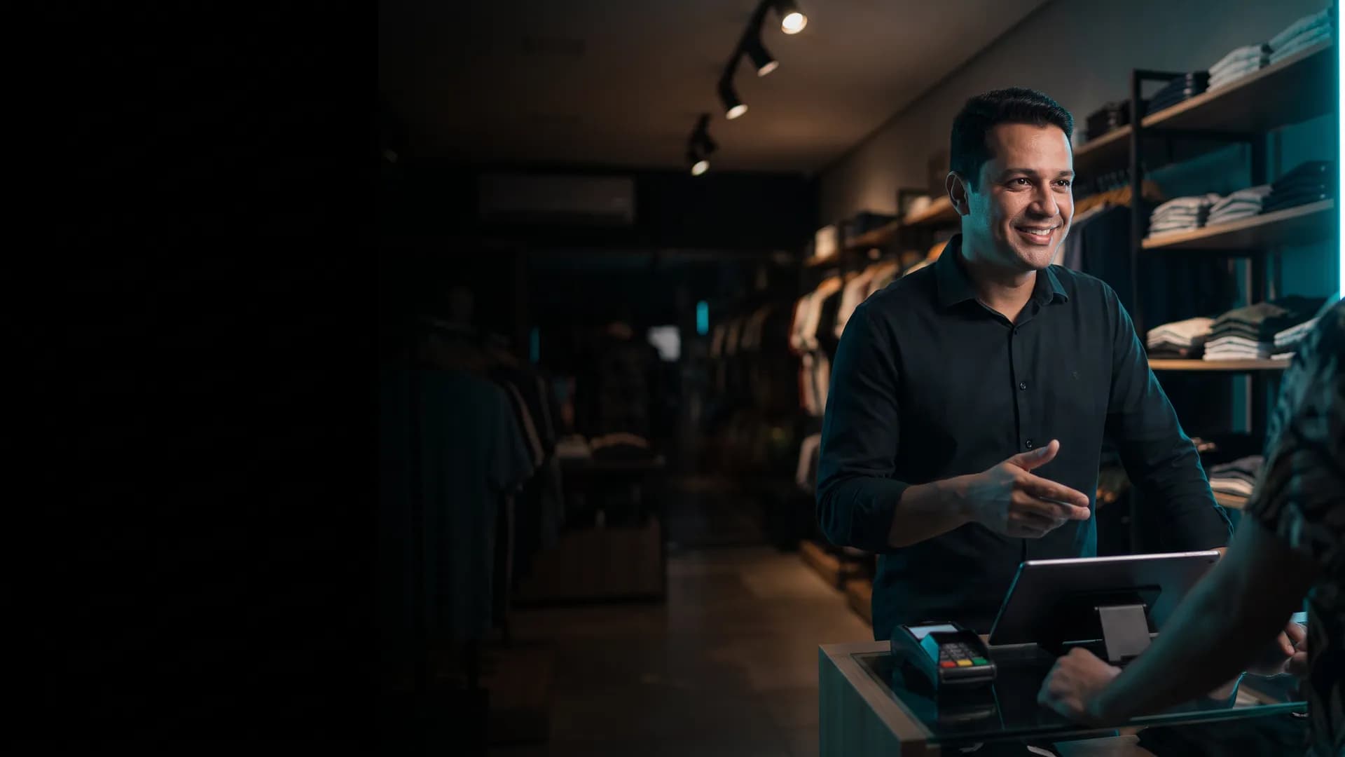 Profissional em vendas: direto ao ponto no dia a dia do ofício — fechamento comercial direto ao ponto